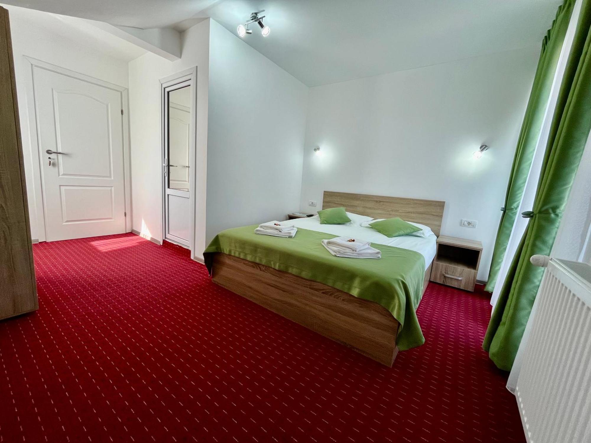 Milea'S Guesthouse Bran  Ngoại thất bức ảnh
